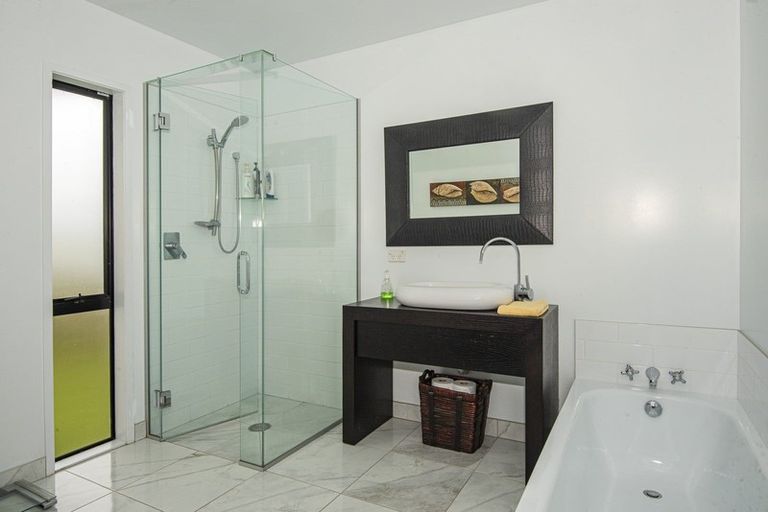 Photo of property in 45 Waro Drive, Hikurangi, 0114