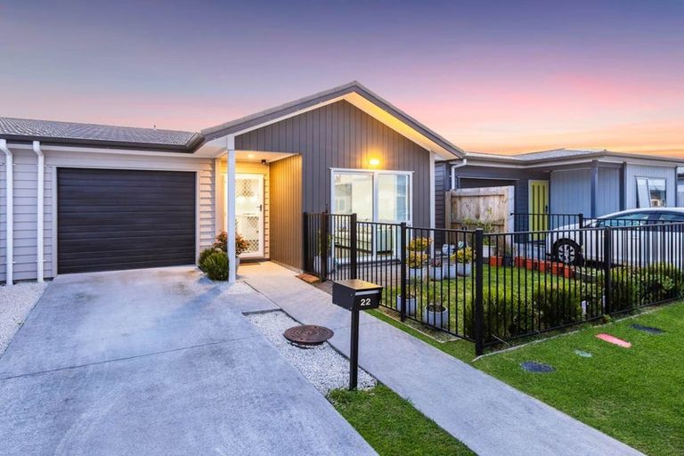 Photo of property in 22 Kapowai Boulevard, Takanini, 2112