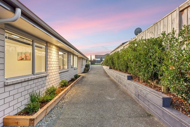 Photo of property in 1 Penetaka Heights, Pyes Pa, Tauranga, 3112