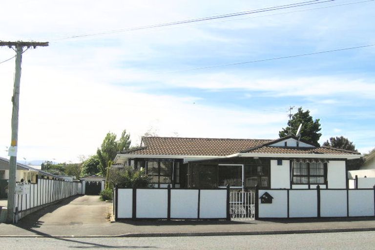 Photo of property in 2/3 Islington Street, Trentham, Upper Hutt, 5018