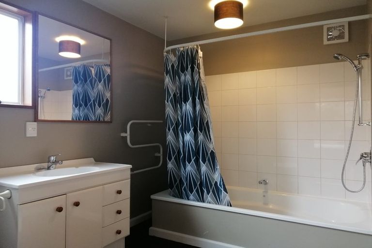 Photo of property in 5b Rastus Burn Lane, Frankton, Queenstown, 9300