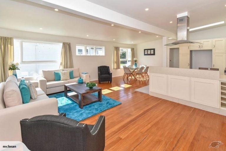 Photo of property in 46 Tairere Crescent, Rosehill, Papakura, 2113