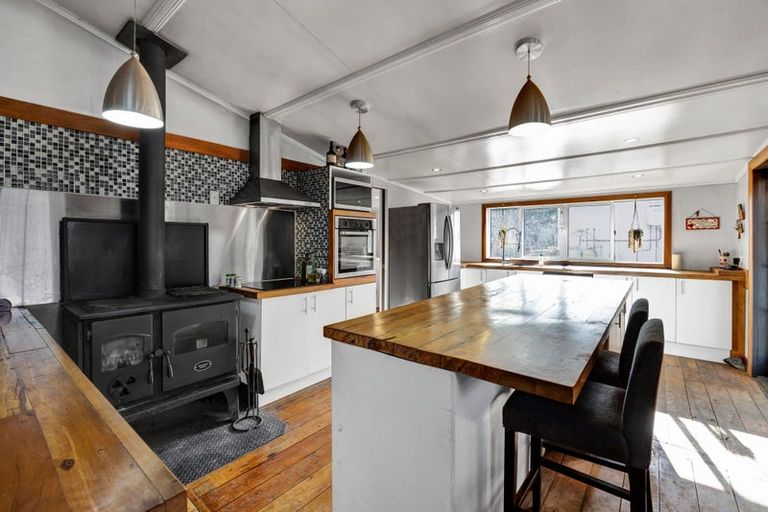 Photo of property in 24 Tayler Street, Eltham, 4322