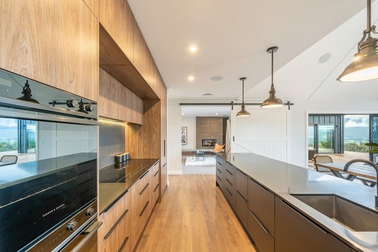 Photo of property in 229 Fairview Drive, Birchville, Upper Hutt, 5372