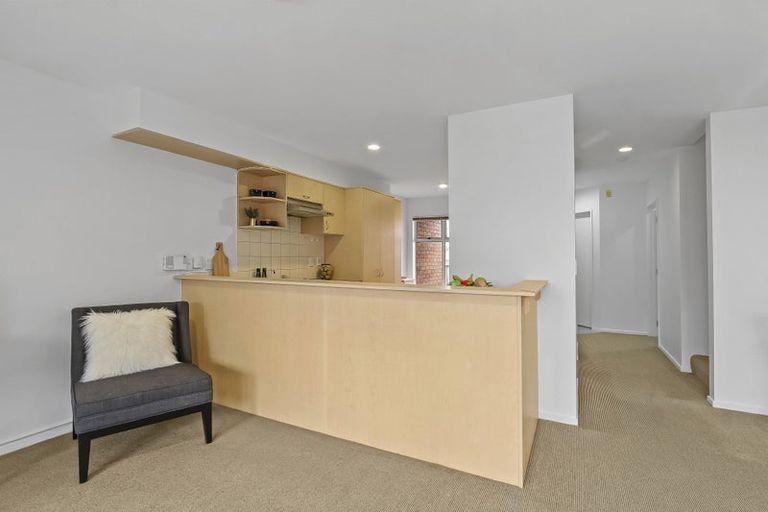 Photo of property in 2/23 Charlenne Close, Ranui, Auckland, 0612