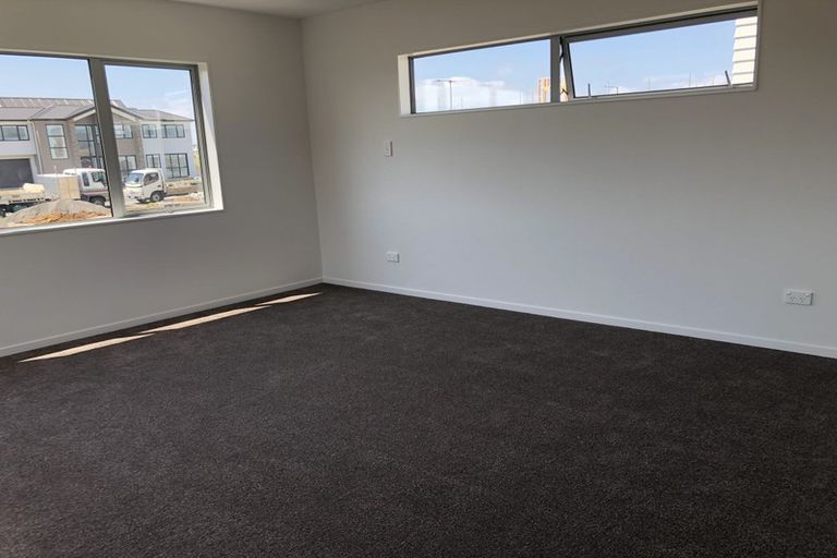 Photo of property in 53 Myland Drive, Hobsonville, Auckland, 0616