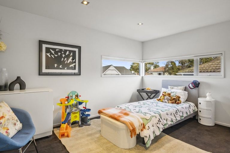 Photo of property in 731 Highgate, Maori Hill, Dunedin, 9010