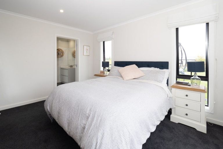 Photo of property in 4 West Bay Place, Huntingdon, Ashburton, 7774