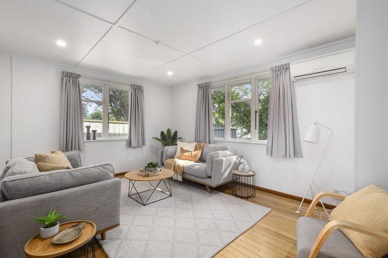 Photo of property in 57b Ranui Terrace, Tawa, Wellington, 5028