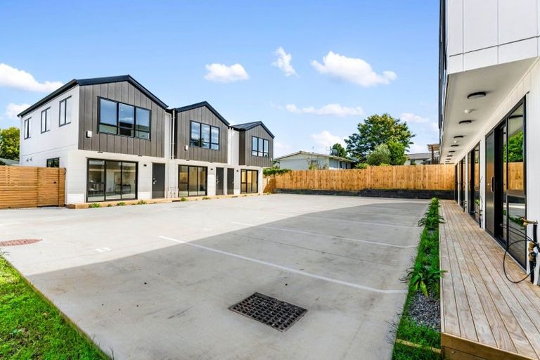 Photo of property in 3/42 Marvon Downs Avenue, Pakuranga Heights, Auckland, 2010