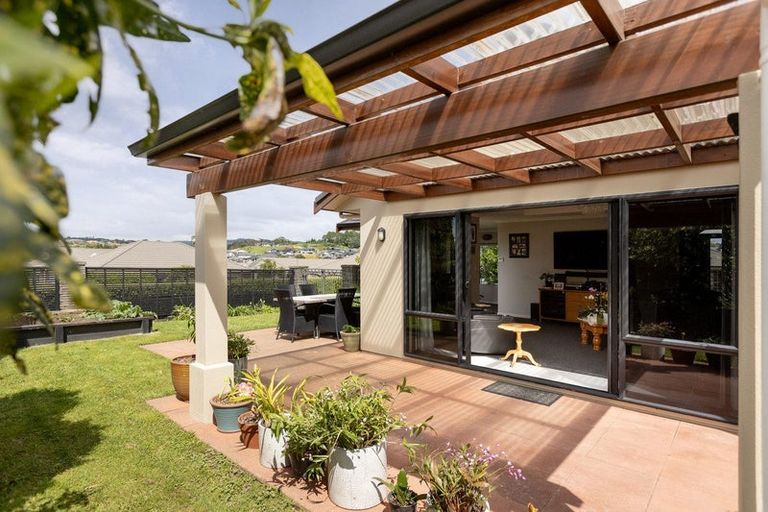 Photo of property in 2 Brackenburn Drive, Ohauiti, Tauranga, 3112