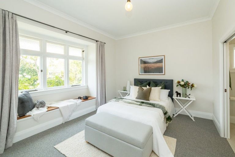 Photo of property in 35 Cambridge Terrace, Masterton, 5810