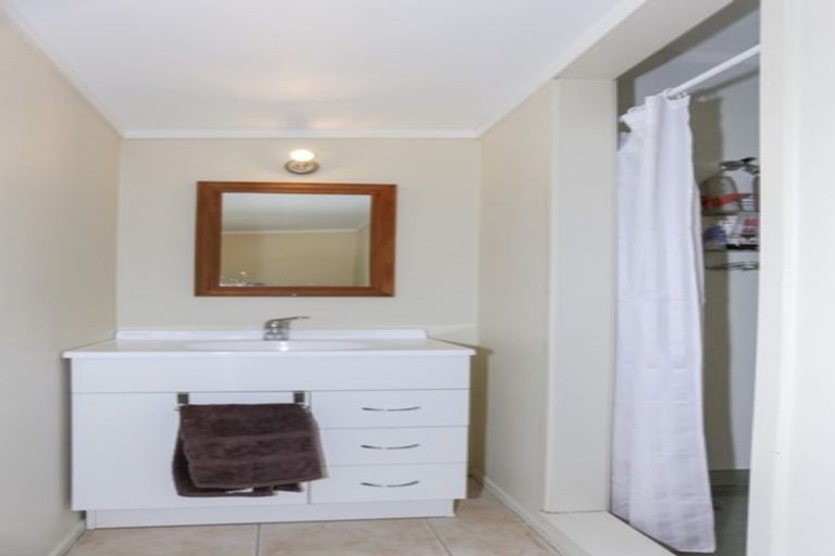 Photo of property in 3/190 Devonport Road, Tauranga, 3110