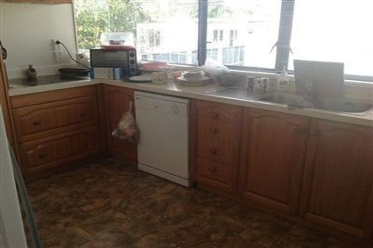 Photo of property in 32 Esmonde Road, Takapuna, Auckland, 0622