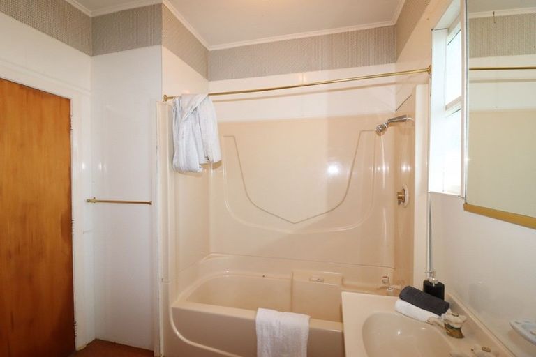 Photo of property in 1183 Masterton Stronvar Road, Wainuioru, Masterton, 5890