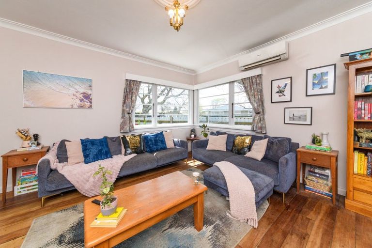 Photo of property in 10 Liverpool Street, Takaro, Palmerston North, 4412