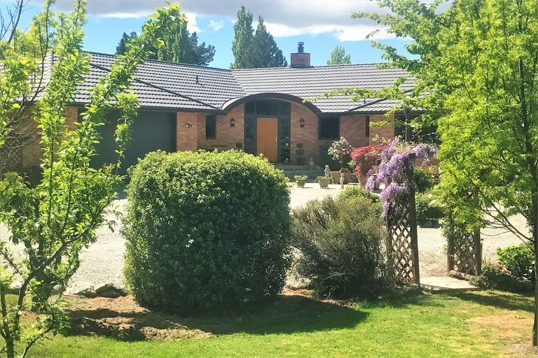 Photo of property in 2 Bell Avenue, Cromwell, 9310