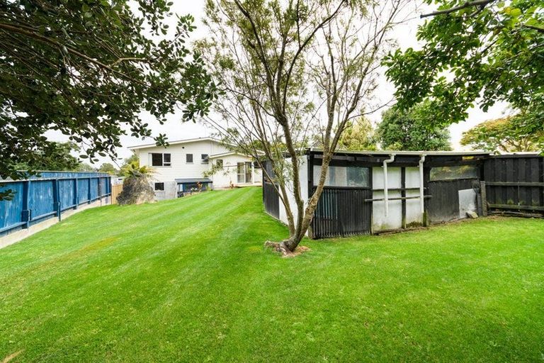 Photo of property in 34 Pinedale Parade, Milson, Palmerston North, 4414