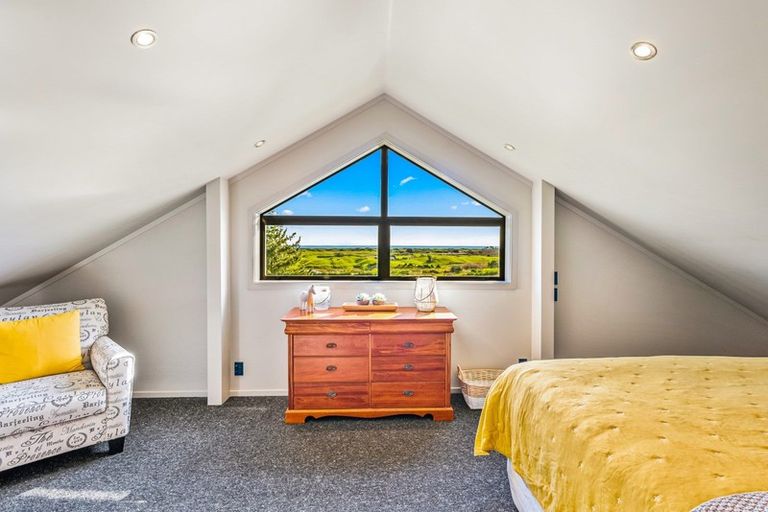 Photo of property in 155 Derham Road, Te Horo, Otaki, 5581