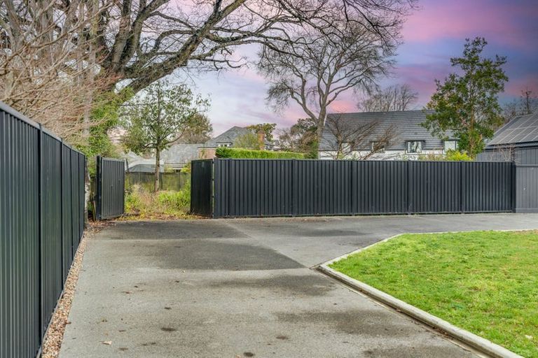 Photo of property in 32 Glandovey Road, Fendalton, Christchurch, 8052