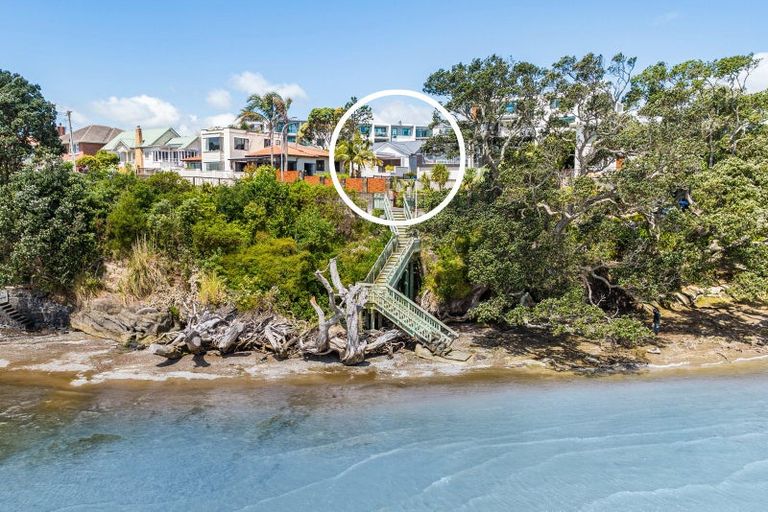 Photo of property in 68 St Michaels Avenue, Point Chevalier, Auckland, 1022