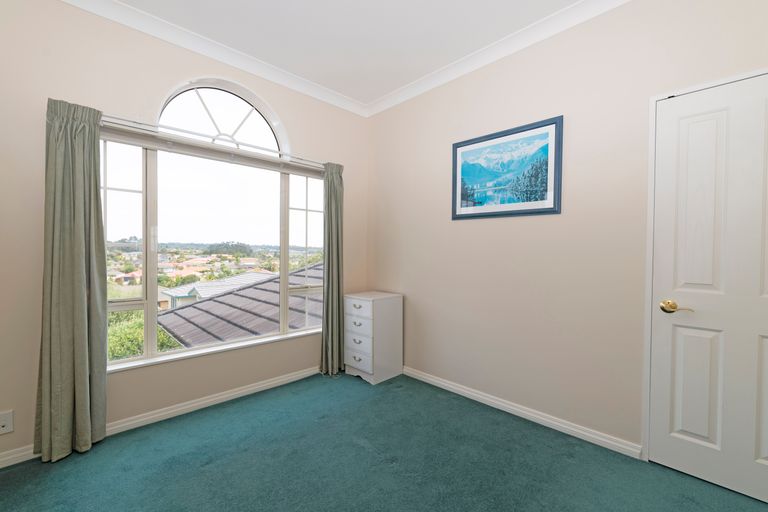 Photo of property in 7 Semillon Avenue, Henderson, Auckland, 0612