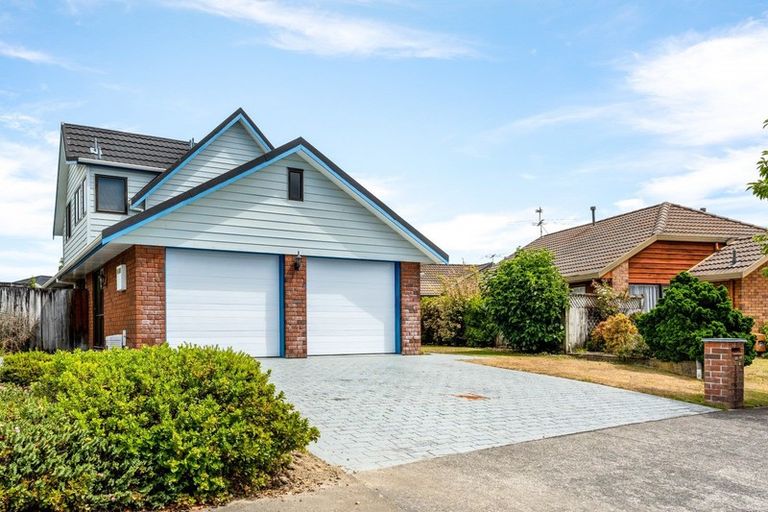 Photo of property in 26 Comeskey Grove, Elderslea, Upper Hutt, 5018