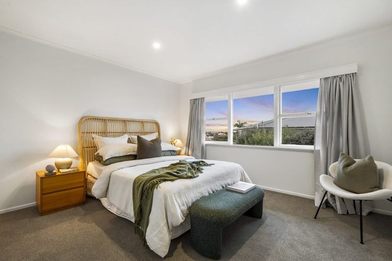 Photo of property in 1/8 Fowler Street, Northcote, Auckland, 0627