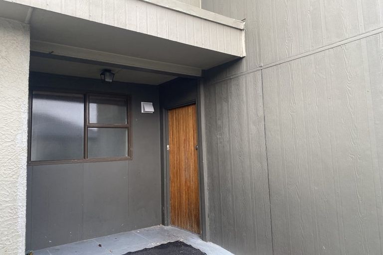 Photo of property in 52 Sawyers Arms Road, Northcote, Christchurch, 8052