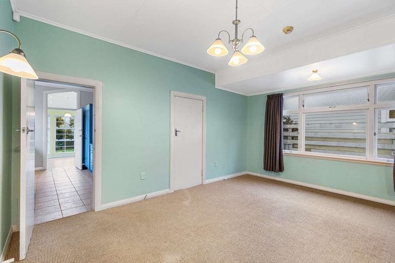 Photo of property in 4 Godwin Crescent, College Estate, Whanganui, 4500