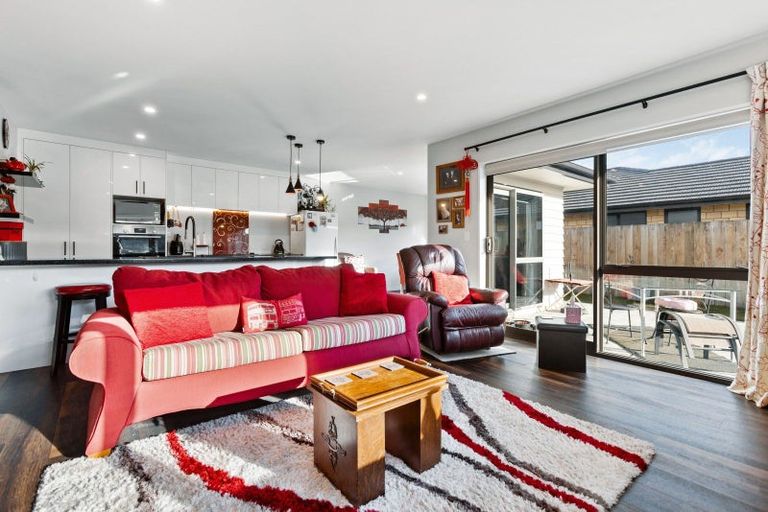 Photo of property in 48 Little Maude Drive, Lake Hawea, Wanaka, 9382