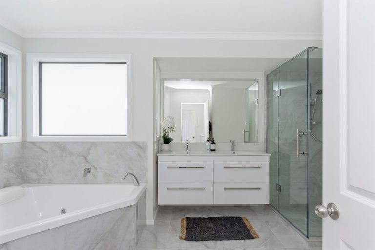 Photo of property in 37 Campbell Road, Maraetai, Auckland, 2018