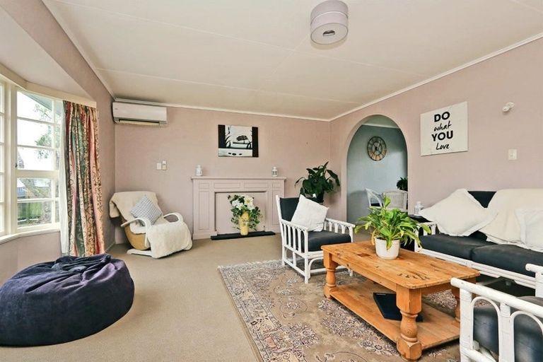 Photo of property in 55 Dover Road, Flaxmere, Hastings, 4120