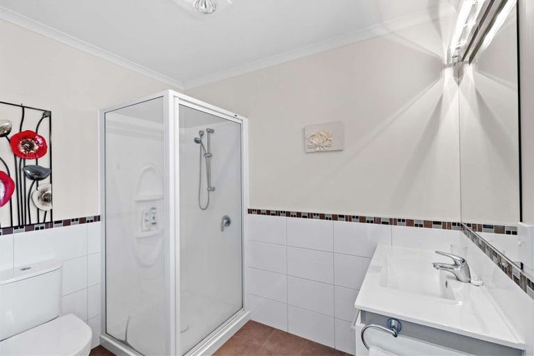 Photo of property in 16a Cresta Drive, Katikati, 3129