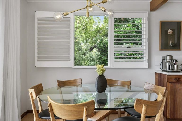 Photo of property in 2/35a Rangatira Road, Beach Haven, Auckland, 0626