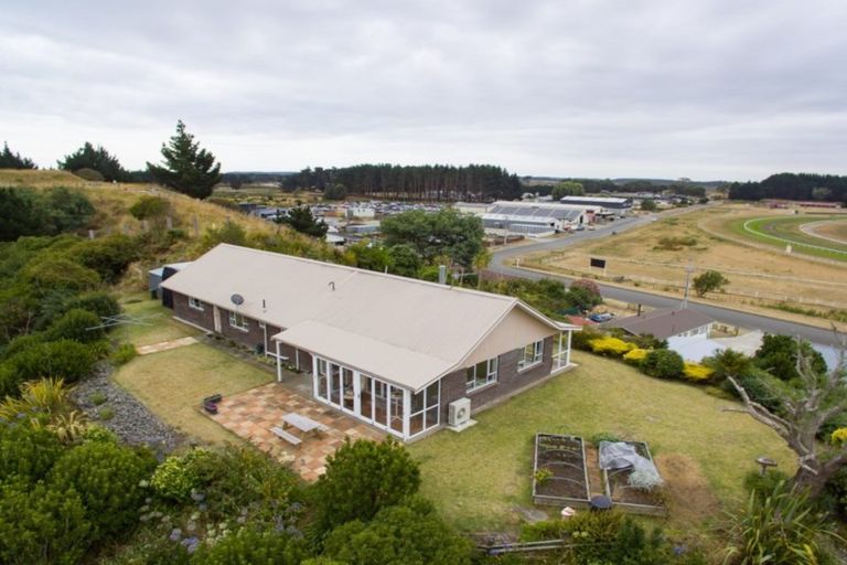 Photo of property in 33 Victoria Street, Foxton, 4814