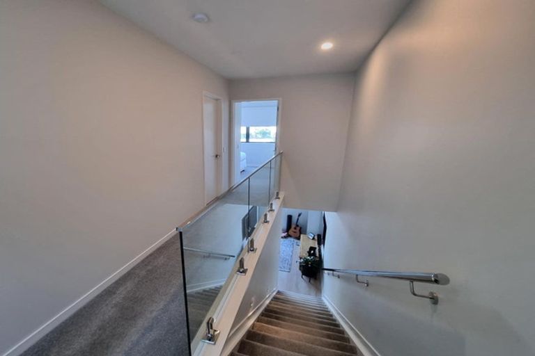 Photo of property in 87 Tarapuka Road, Westgate, Auckland, 0814
