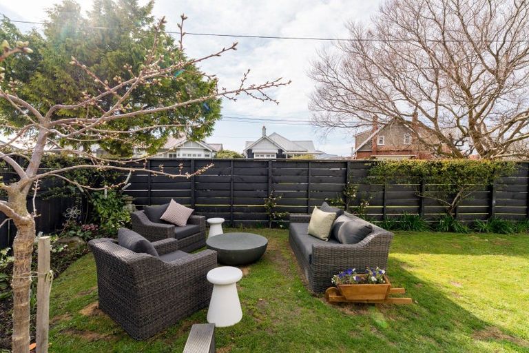 Photo of property in 33 Ings Avenue, Saint Clair, Dunedin, 9012