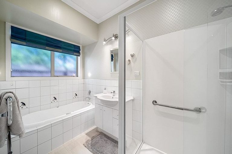 Photo of property in 18 Milesbrook Close, Rangiora, 7400