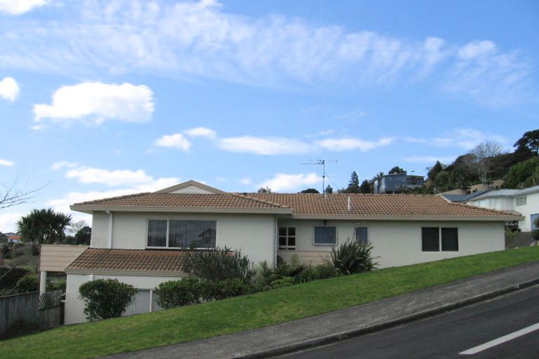Photo of property in 1 Cynthia Place, Bellevue, Tauranga, 3110
