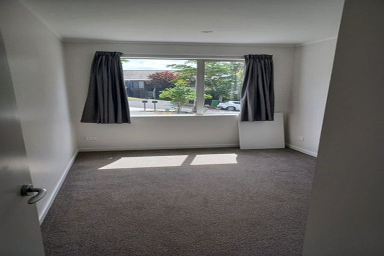 Photo of property in 3a Lesa Annis Place, Henderson, Auckland, 0612