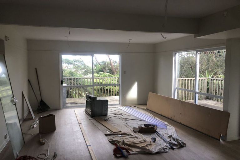 Photo of property in 30 Darcy Place, Massey, Auckland, 0614