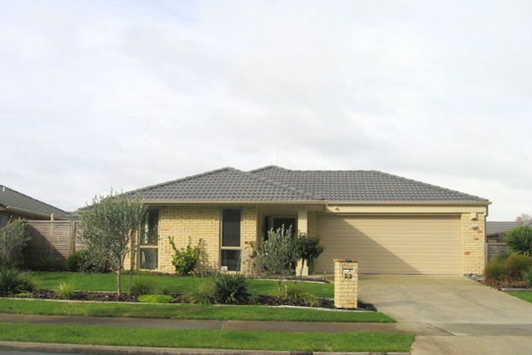 Photo of property in 22 Gardenia Close, Melville, Hamilton, 3206