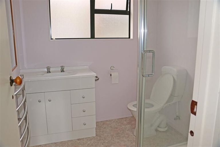 Photo of property in 28 Governor Grey Road, Snells Beach, 0920