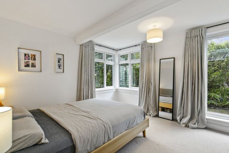 Photo of property in 30 Izard Road, Khandallah, Wellington, 6035