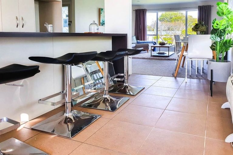 Photo of property in 6 Birdwood Road, Pukekohe, 2120