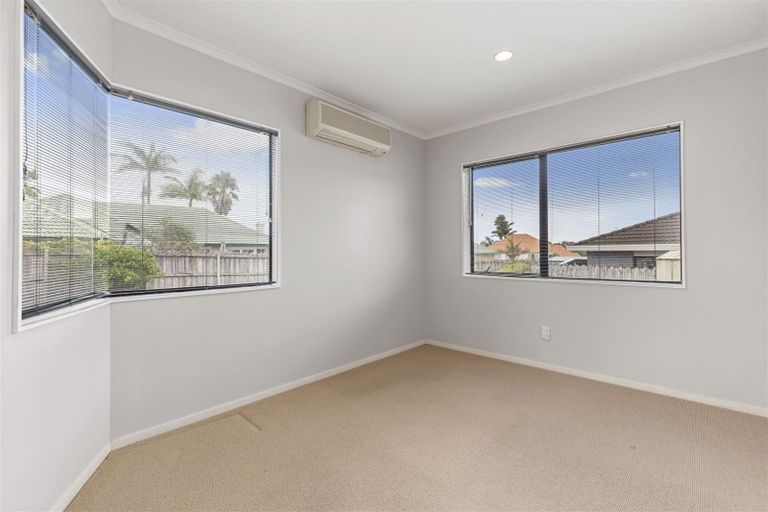 Photo of property in 62 Meadowland Drive, Somerville, Auckland, 2014