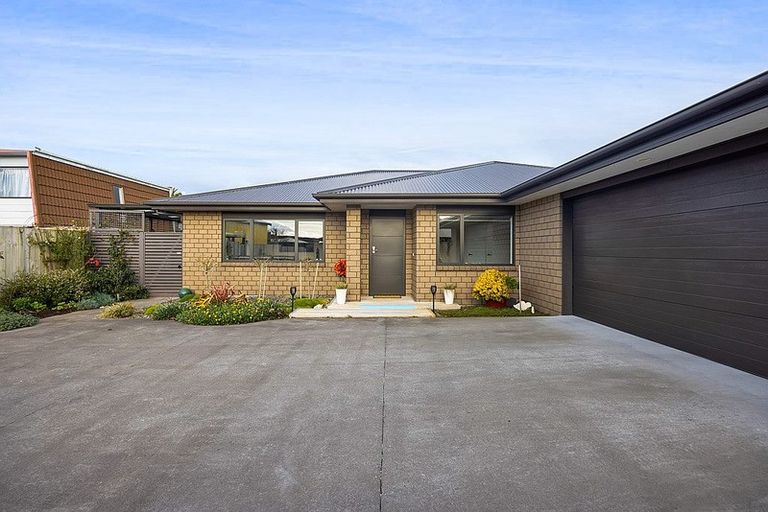 Photo of property in 90a Victoria Street, Hawera, 4610