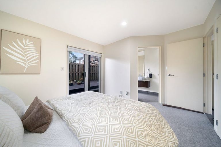 Photo of property in 76n Edmonton Road, Henderson, Auckland, 0612