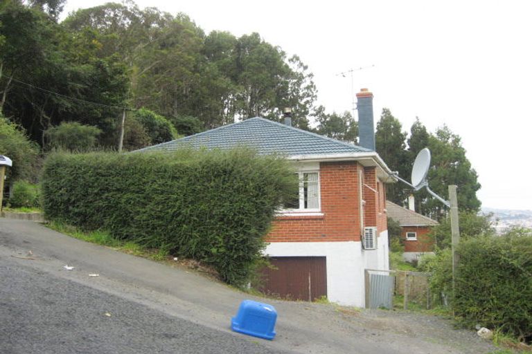 Photo of property in 26 Shortland Street, Caversham, Dunedin, 9011